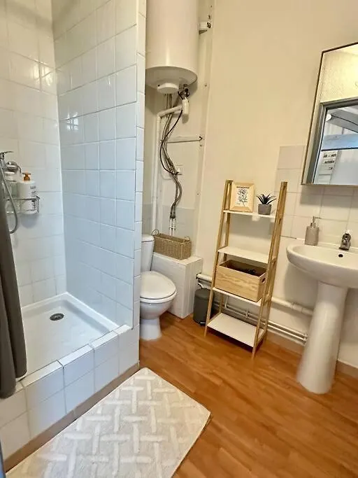 Apartment Studio Calme Et Cosy -Gare- Bourg-en-Bresse